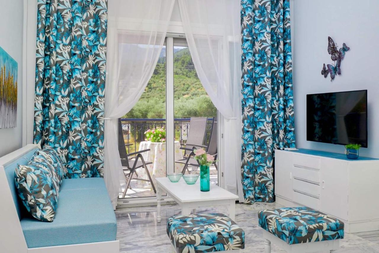 Yiayia And Papou Luxury House Apartment ลีเมนาส ภายนอก รูปภาพ